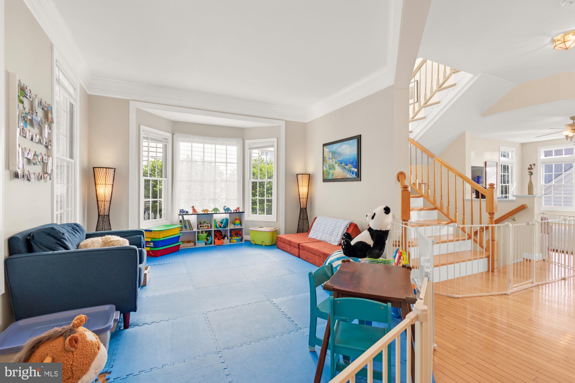 618 Linslade Street Gaithersburg, MD 20878 - Photo 25 of 71 Living room used as baby play area