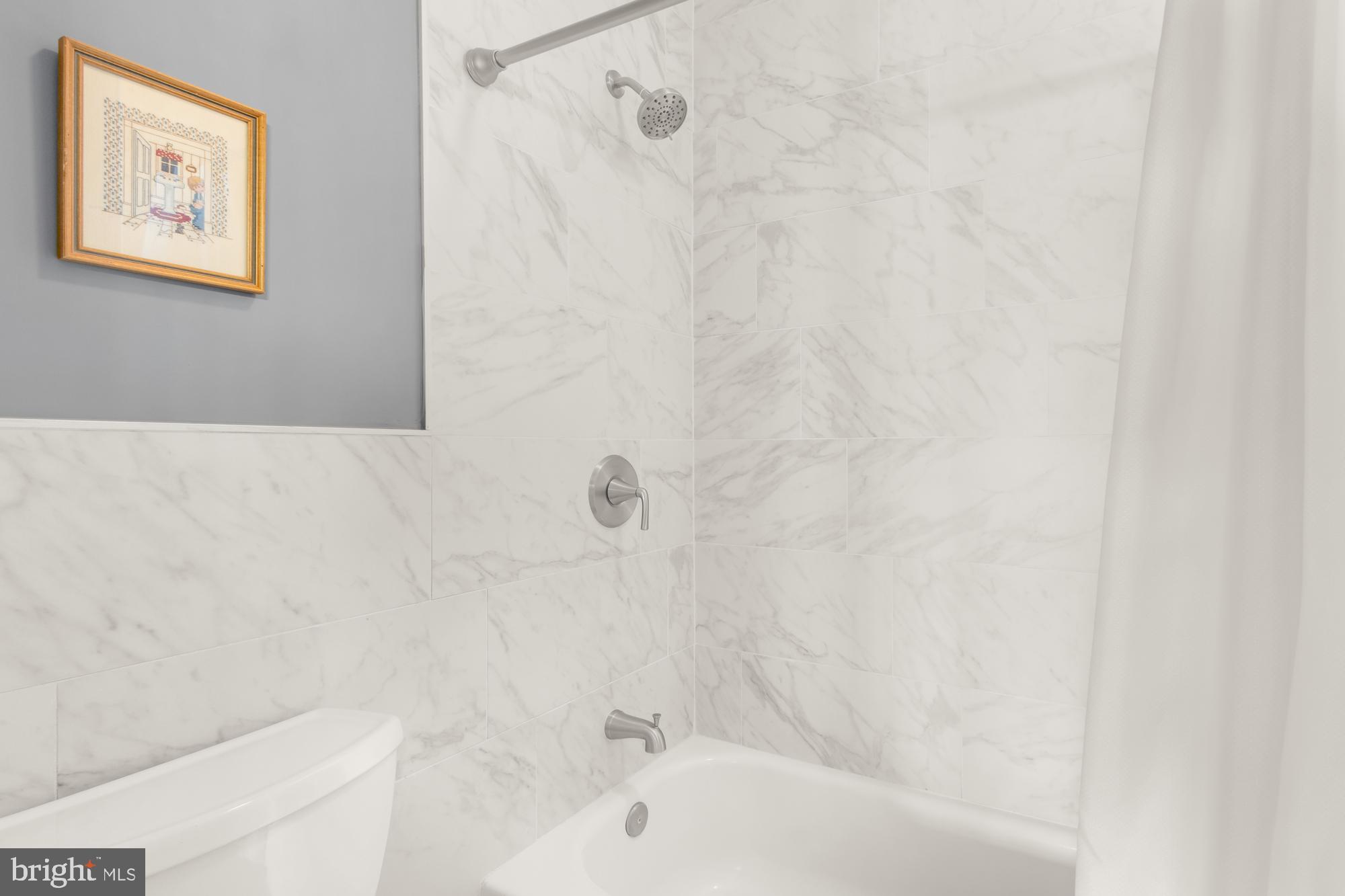 618 Linslade Street Gaithersburg, MD 20878 - Photo 40 of 71 Pretty tile in 2nd bath