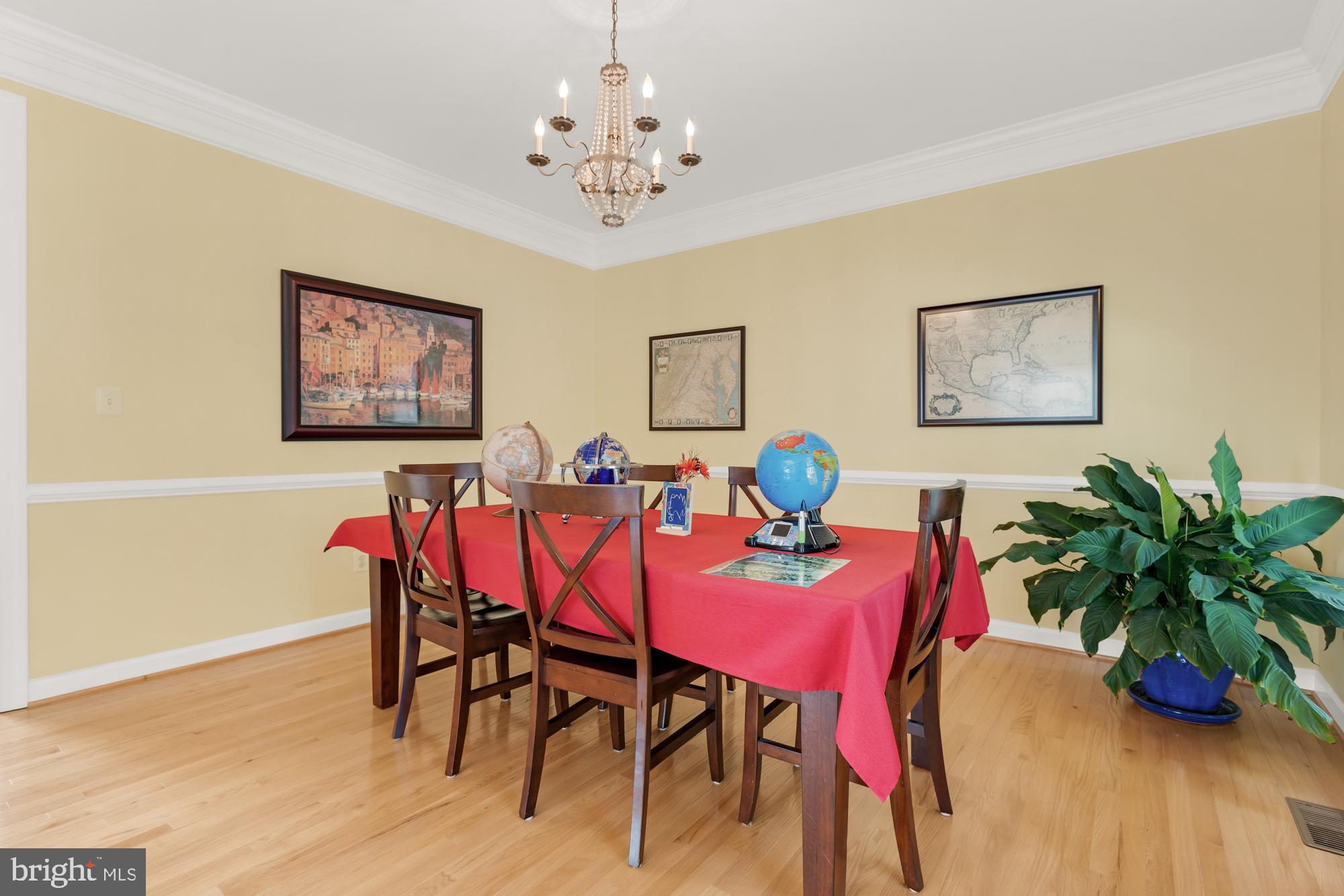 618 Linslade Street Gaithersburg, MD 20878 - Photo 5 of 71 Formal dining room