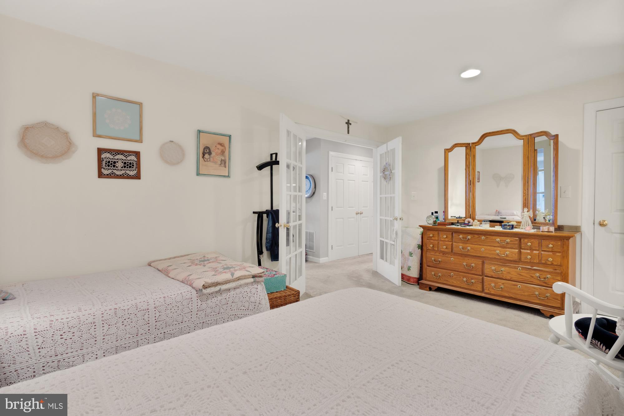 618 Linslade Street Gaithersburg, MD 20878 - Photo 51 of 71 Different angle of bedroom #5