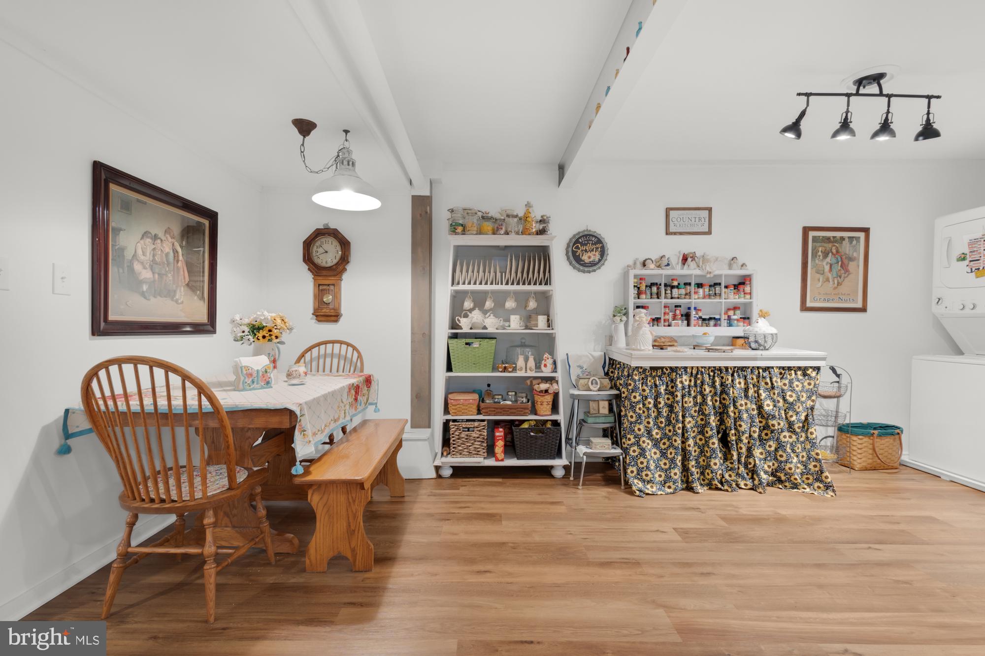 618 Linslade Street Gaithersburg, MD 20878 - Photo 53 of 71 Eating area in the basement