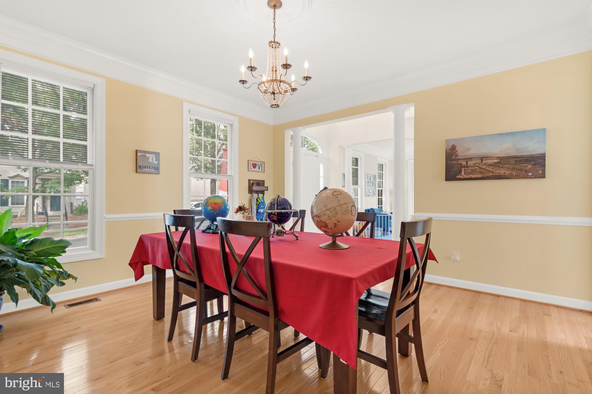 618 Linslade Street Gaithersburg, MD 20878 - Photo 6 of 71 Another angle of large dining room
