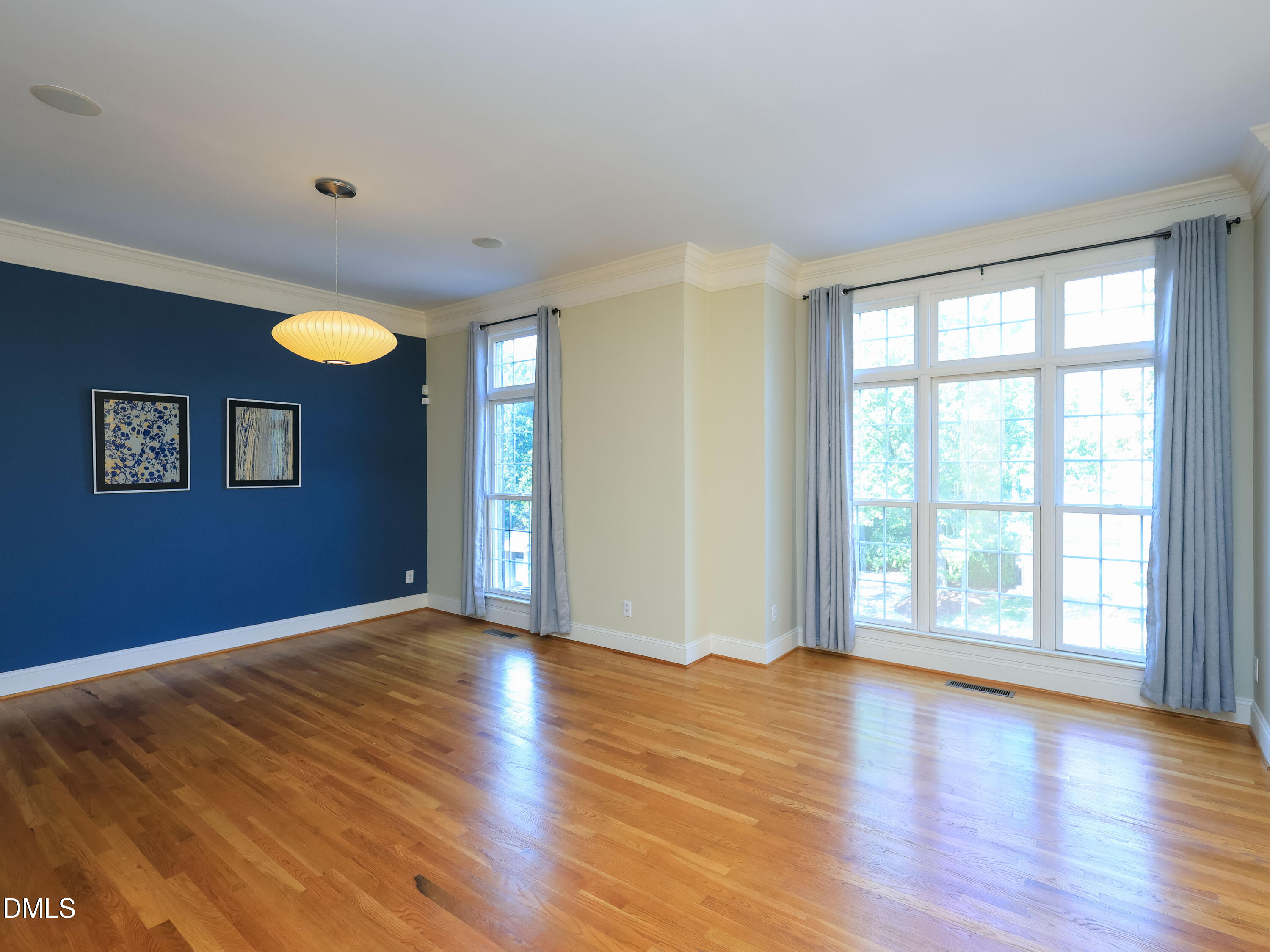 3925 Bentley Brook Drive Raleigh, NC 27612 - Photo 5 of 51 Living Room