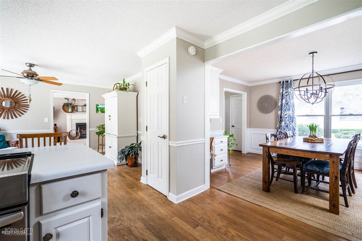 172 Rivoli Landing Macon, GA 31210 - Photo 11 of 32 Kitchen