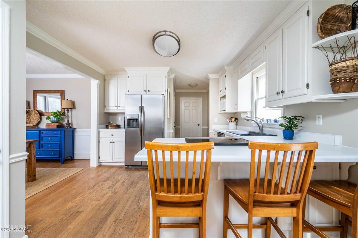 172 Rivoli Landing Macon, GA 31210 - Photo 8 of 32 Kitchen