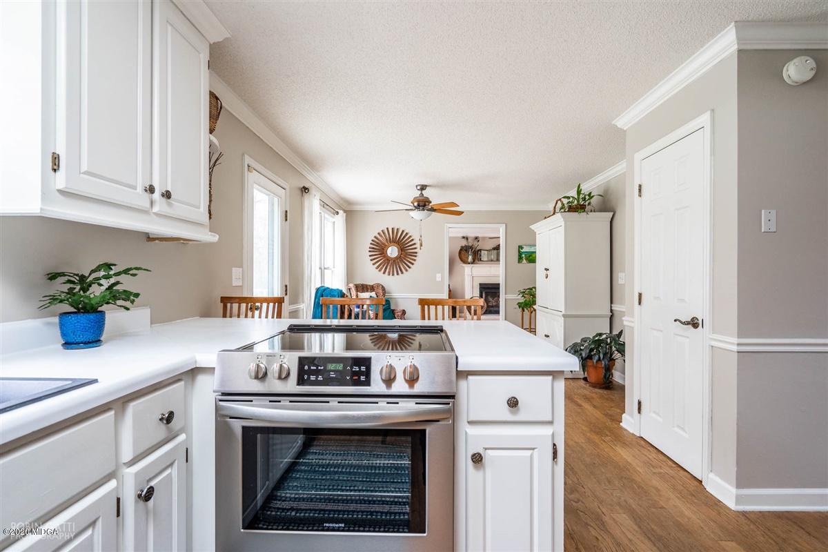 172 Rivoli Landing Macon, GA 31210 - Photo 10 of 32 Kitchen