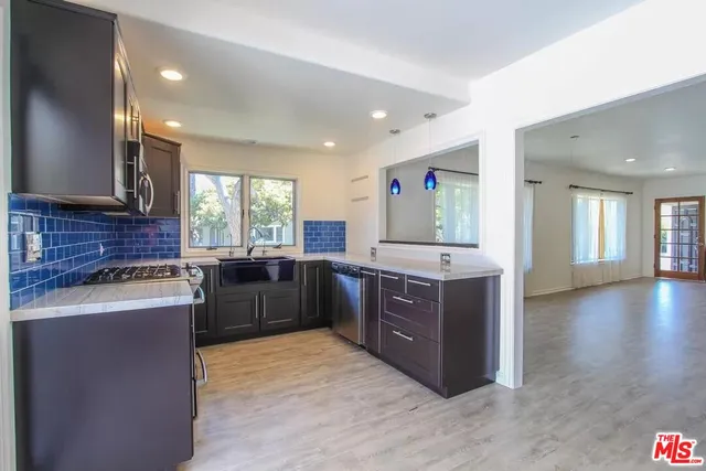 $6,000 | 7701 Norton Avenue, West Hollywood, CA 90046