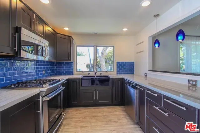 $6,000 | 7701 Norton Avenue, West Hollywood, CA 90046