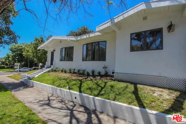 $6,000 | 7701 Norton Avenue, West Hollywood, CA 90046