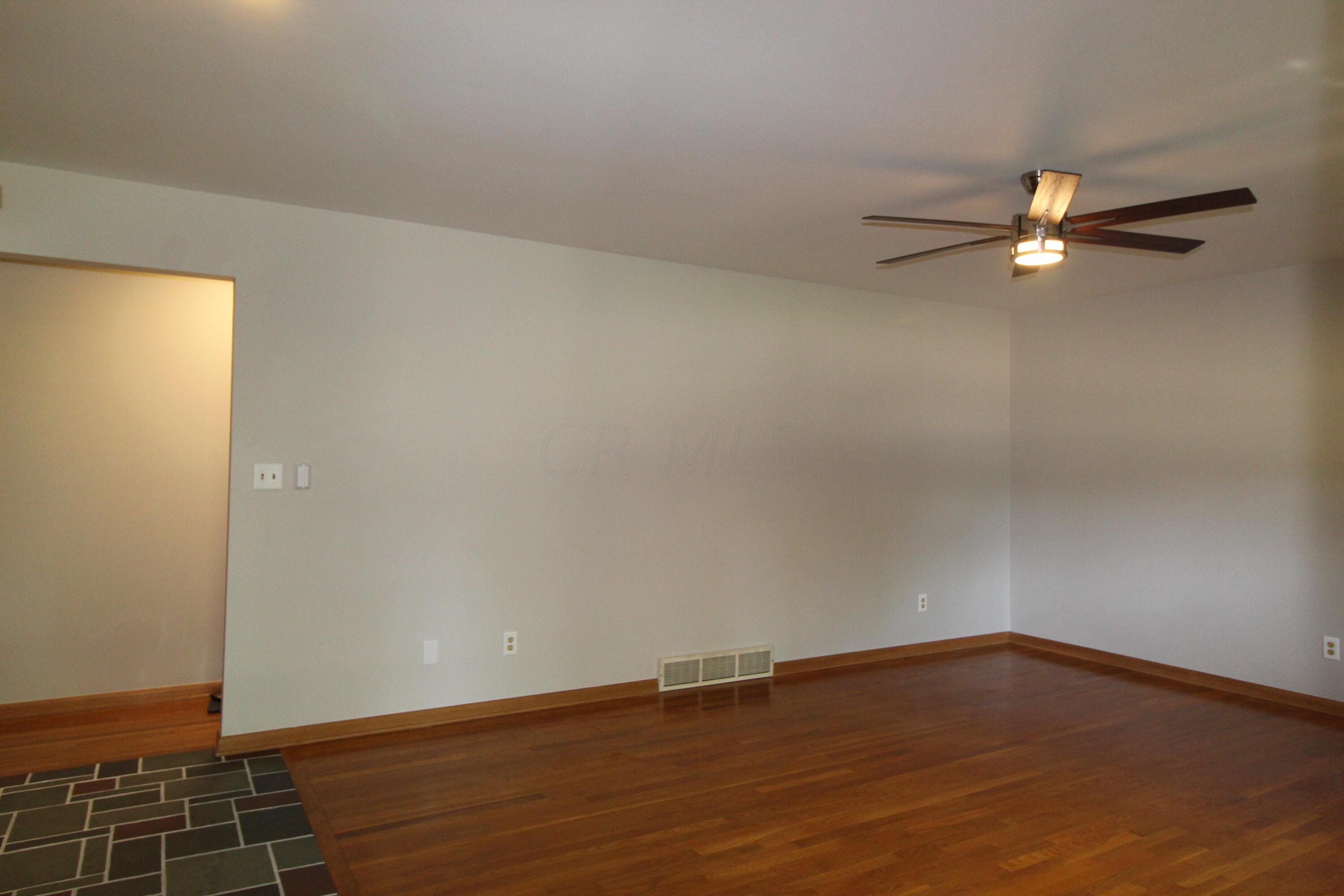 5443 Redwood Road Columbus, OH 43229 - Photo 16 of 38 IMG_6017