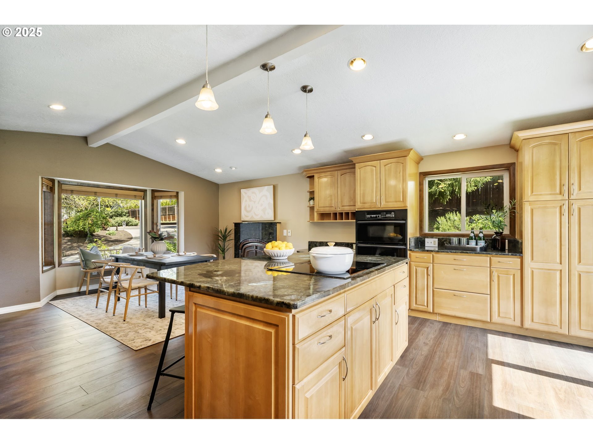 15060 Southwest Davis Road Beaverton, OR 97007 - Photo 14 of 46 Gallery Image 14