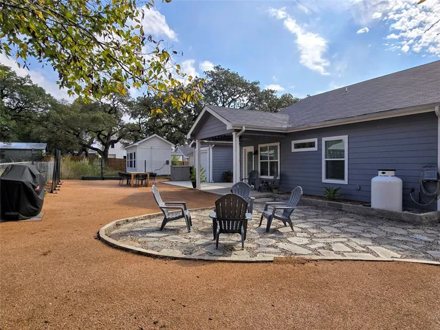 $395,000 | 1006 12th Street, Blanco, TX 78606