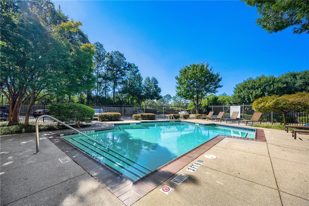 425 Chapel Street Southwest, Unit 1312 Atlanta, GA 30313 - Photo 26 of 29 Gallery Image 26