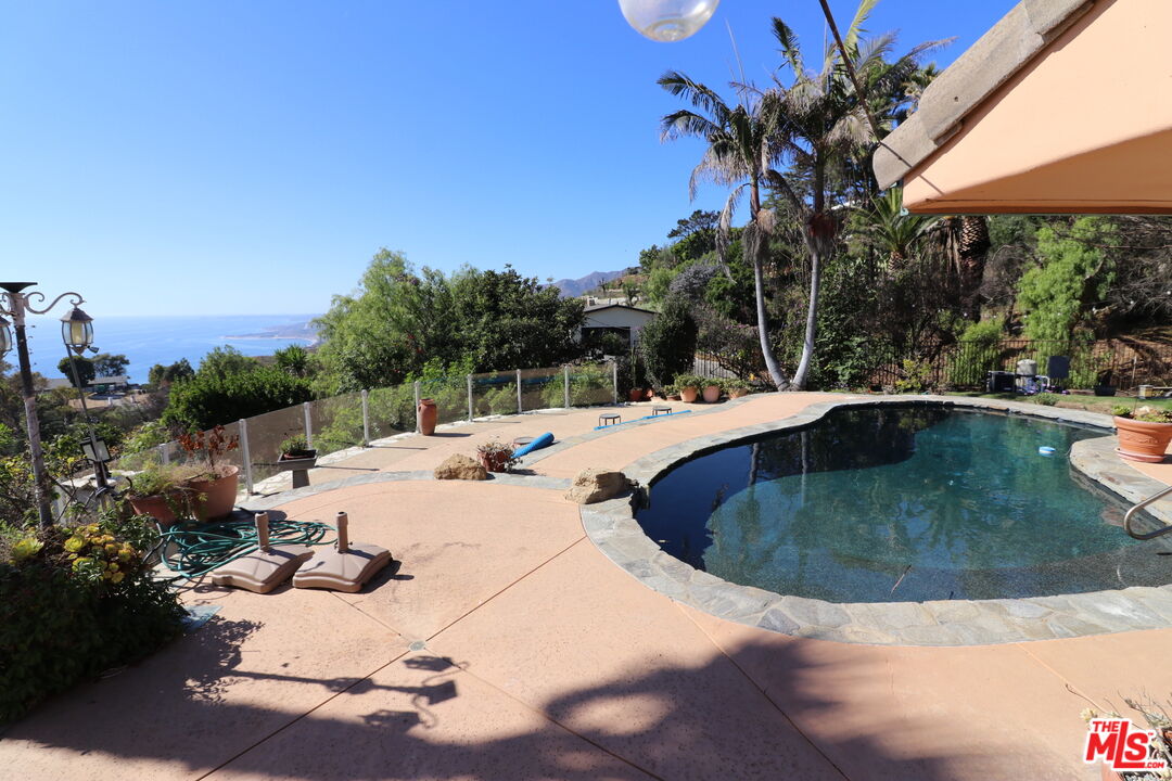 20776 Big Rock Drive Malibu, CA 90265 - Photo 4 of 67
