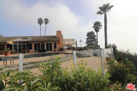 $3,345,000 | 20776 Big Rock Drive, Malibu, CA 90265