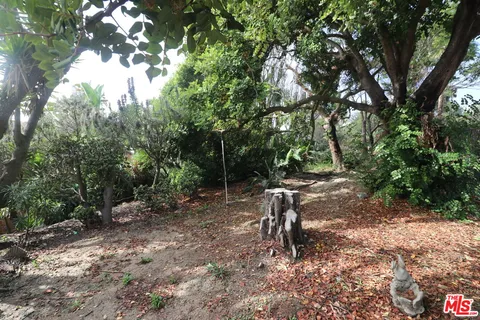 $3,345,000 | 20776 Big Rock Drive, Malibu, CA 90265