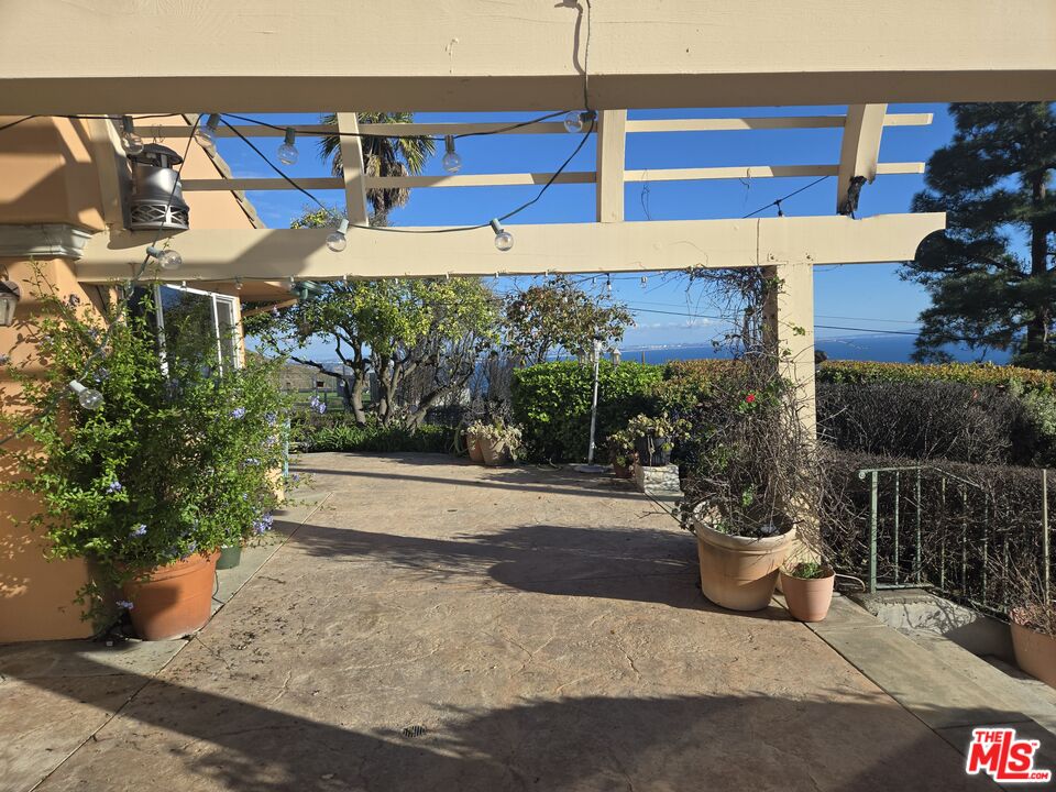 20776 Big Rock Drive Malibu, CA 90265 - Photo 60 of 67 a view of a building with sitting area