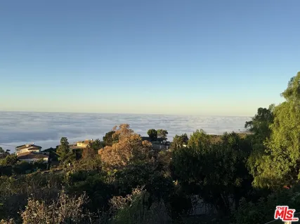 $3,345,000 | 20776 Big Rock Drive, Malibu, CA 90265