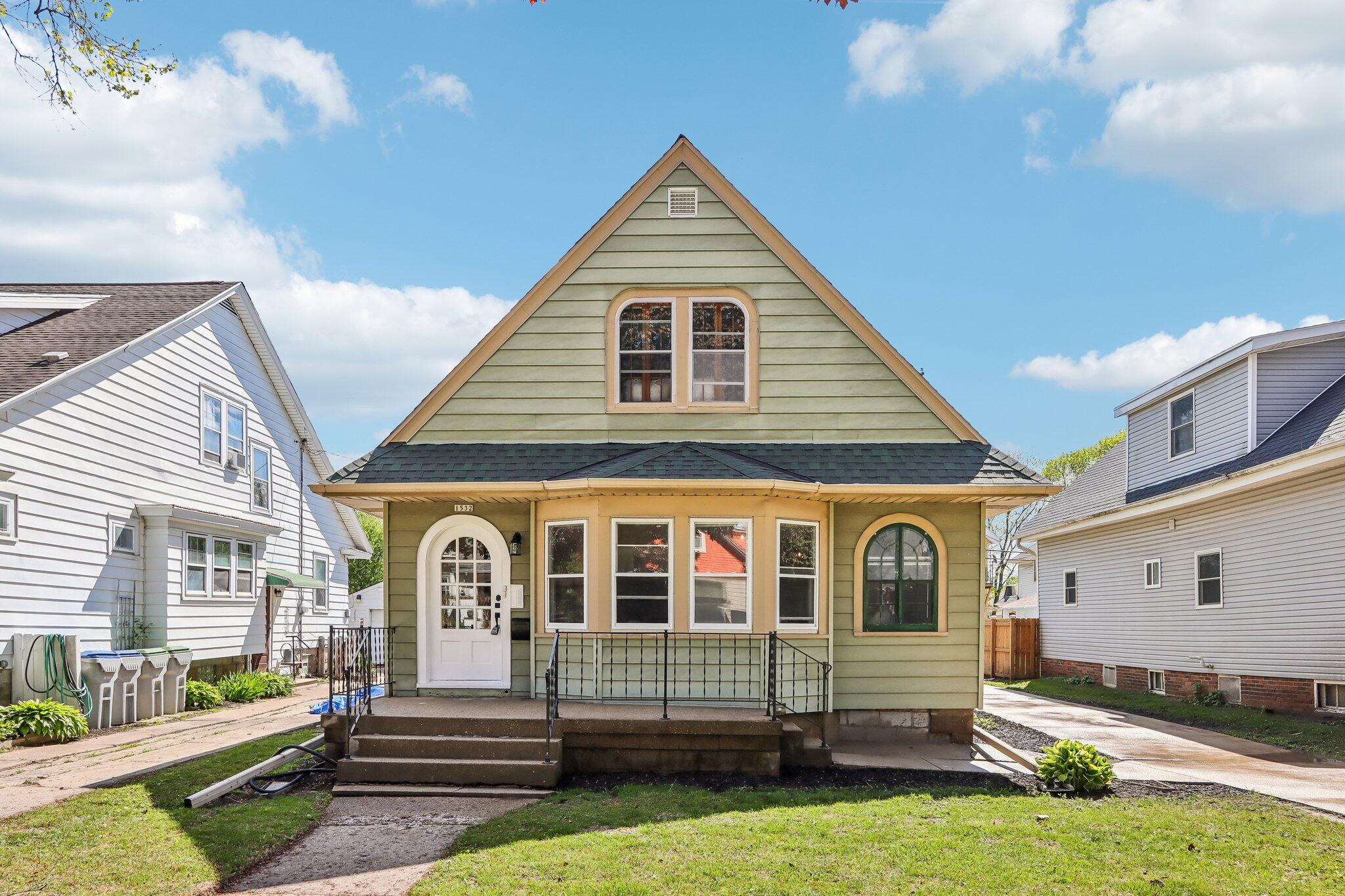 1532 North 58th Street Milwaukee, WI 53208 - Photo 1 of 37 1532 N 58th