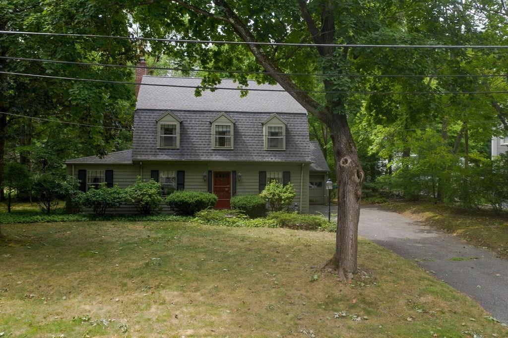 11 Wildon Road Wellesley, MA 02482 - Photo 2 of 7