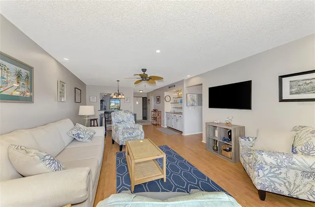 $237,500 | 320 Mission Trail North, Unit H, Venice, FL 34285