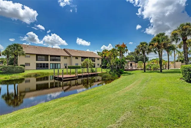$237,500 | 320 Mission Trail North, Unit H, Venice, FL 34285