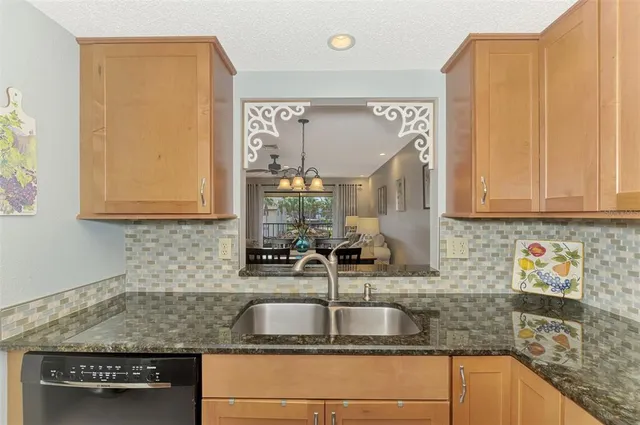 $237,500 | 320 Mission Trail North, Unit H, Venice, FL 34285