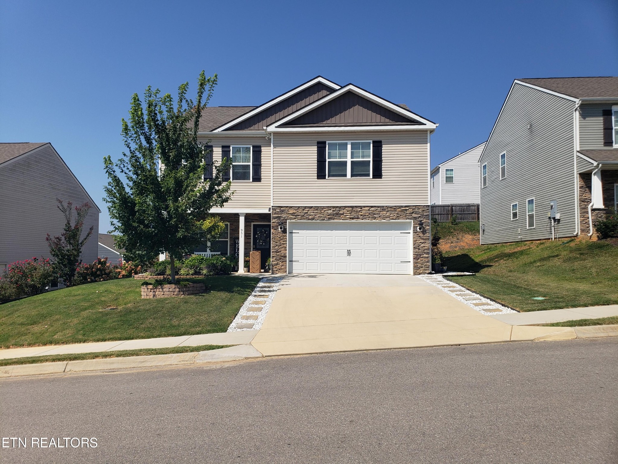 951 Dora Rose Road Knoxville, TN 37932 - Photo 1 of 41 Gallery Image 1