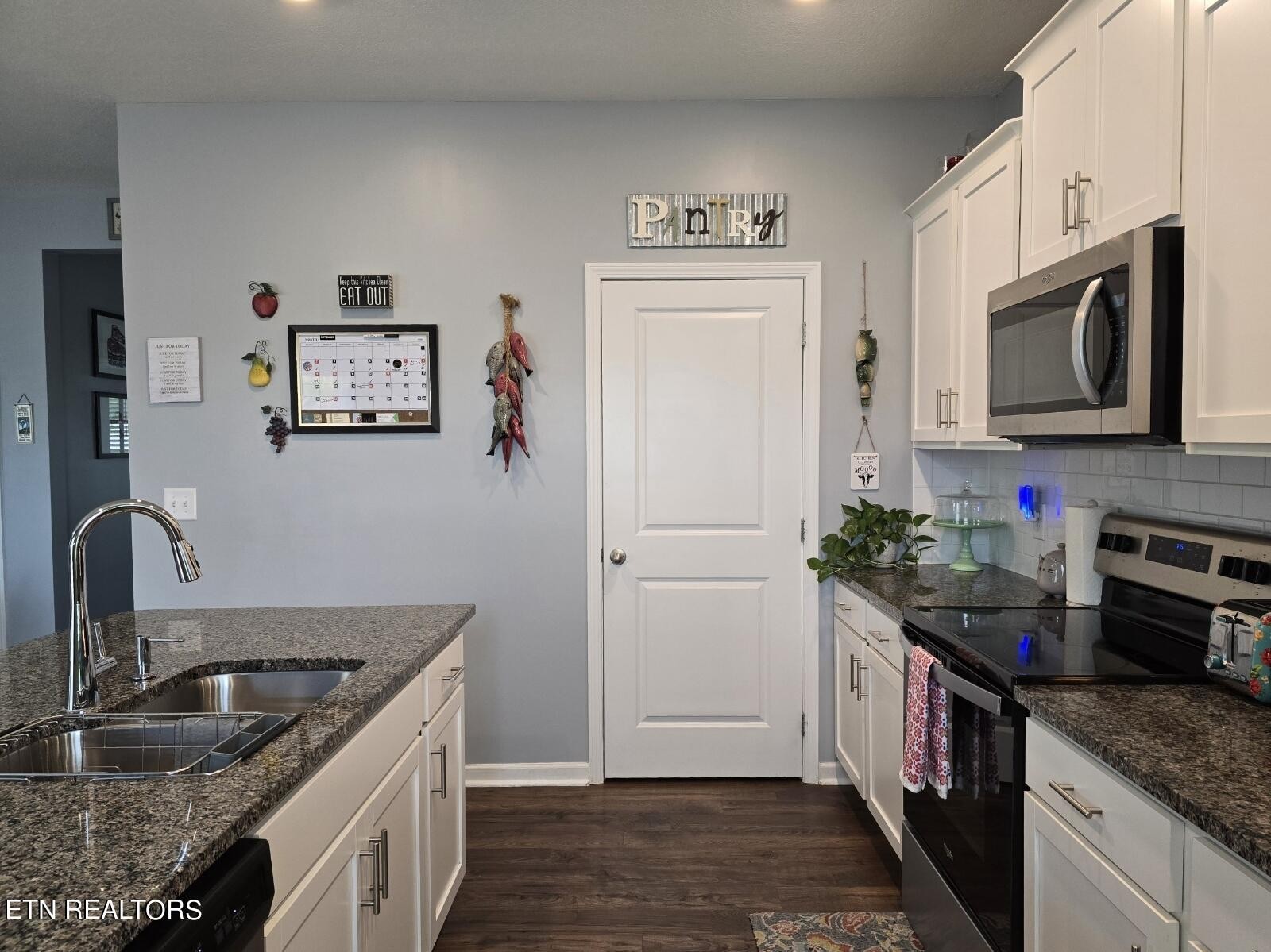 951 Dora Rose Road Knoxville, TN 37932 - Photo 8 of 41 Gallery Image 8