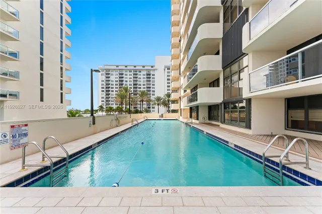 $870,000 | 5757 Collins Avenue, Unit 707, Miami Beach, FL 33140