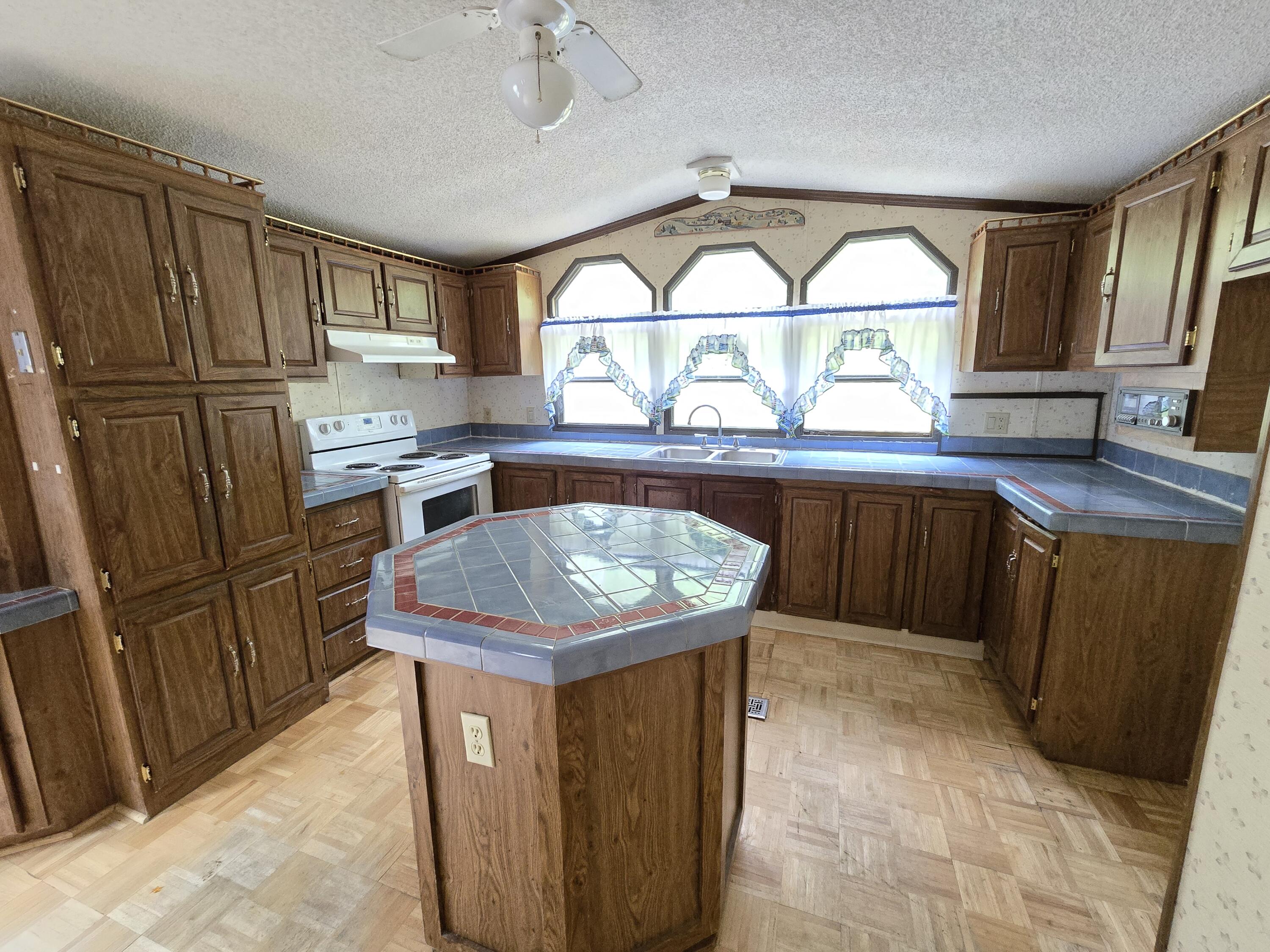 20 Albright Ridge New Gloucester, ME 04260 - Photo 4 of 17 20240515_141722
