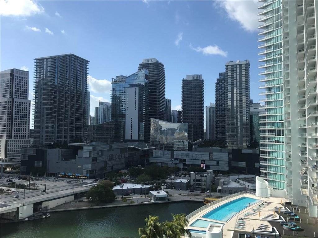 90 Southwest 3rd Street, Unit 1802 Miami, FL 33130 - Photo 20 of 50 a city view with tall buildings