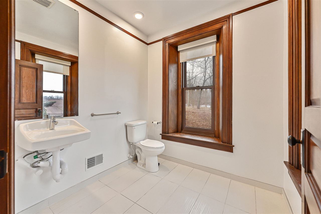 4540 Geddes Road Ann Arbor, MI 48105 - Photo 16 of 38