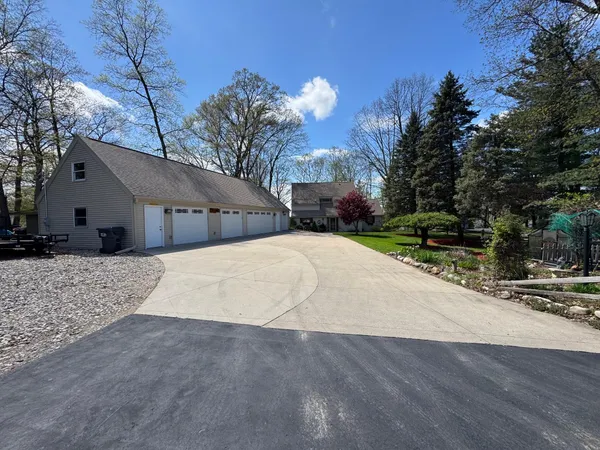 $925,000 | 11003 South Drive, Plainwell, MI 49080