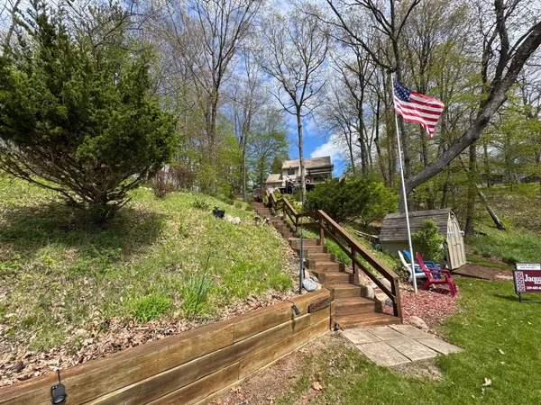 $925,000 | 11003 South Drive, Plainwell, MI 49080