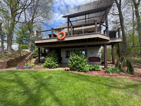 $925,000 | 11003 South Drive, Plainwell, MI 49080
