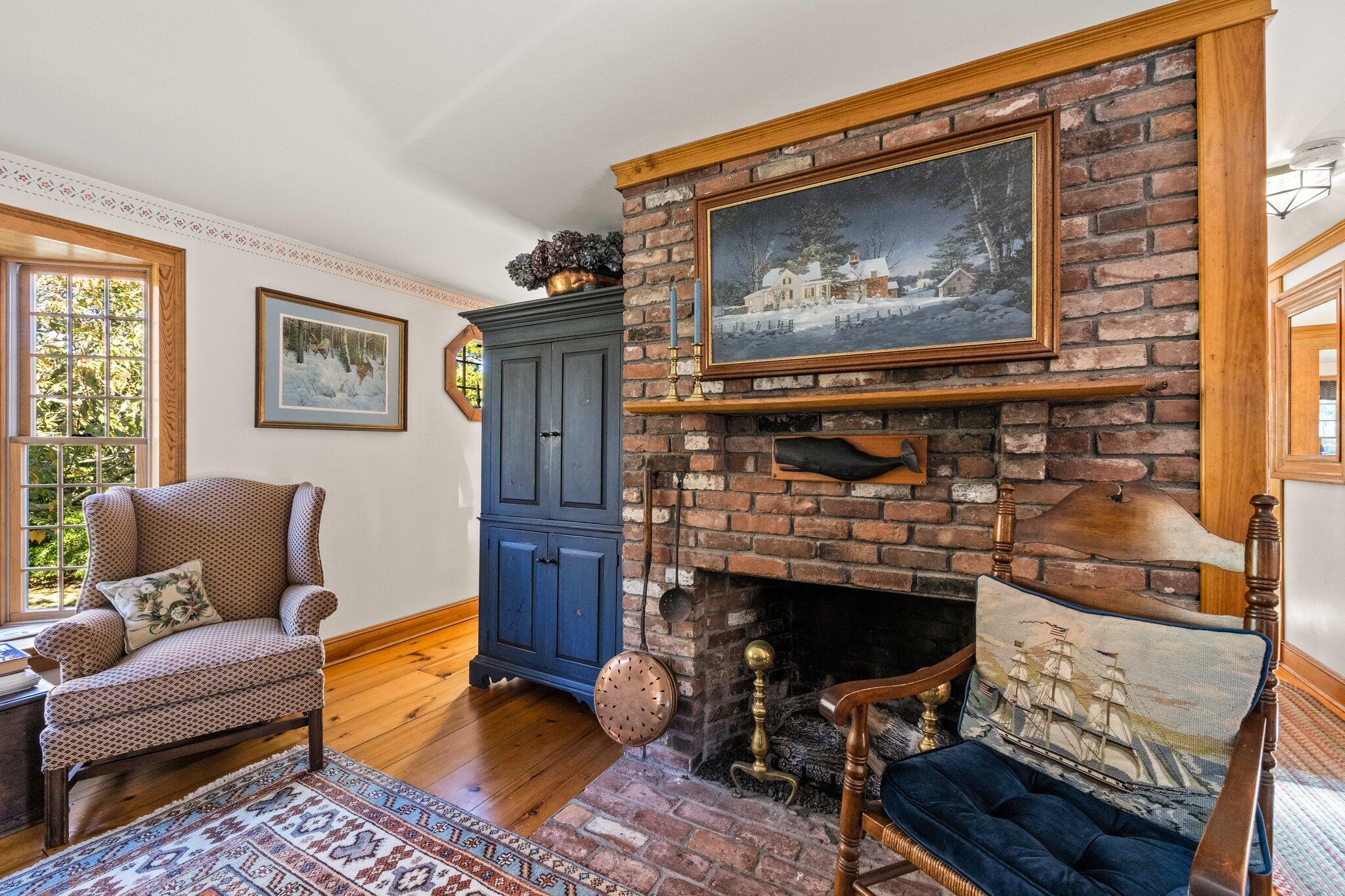 75 Nauset Heights Road Orleans, MA 02653 - Photo 17 of 47 Living Room