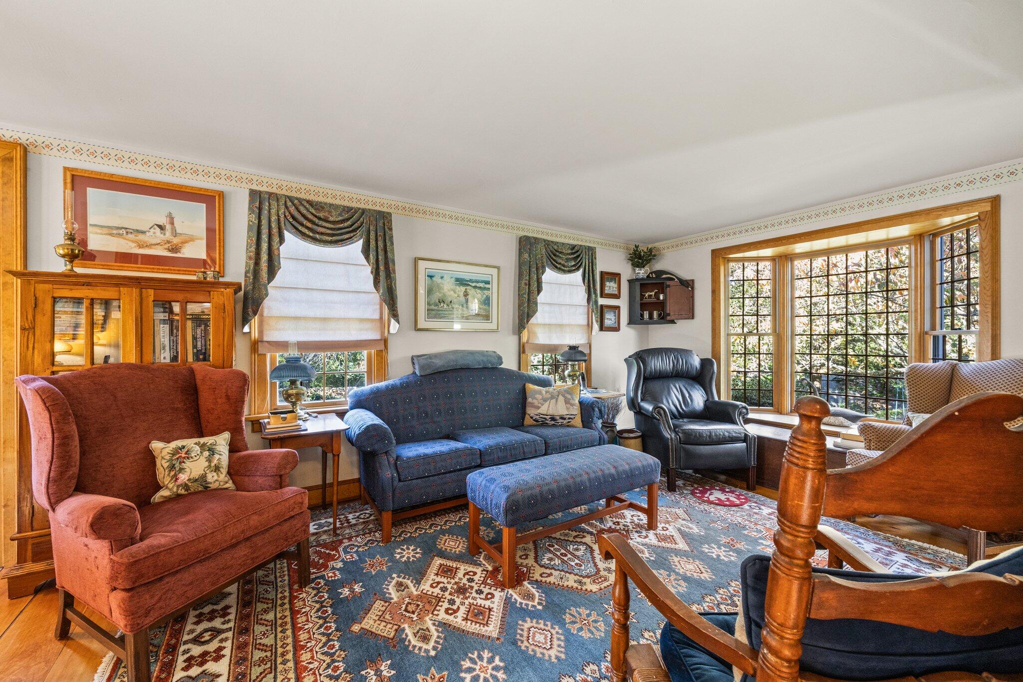 75 Nauset Heights Road Orleans, MA 02653 - Photo 19 of 47 Living Room