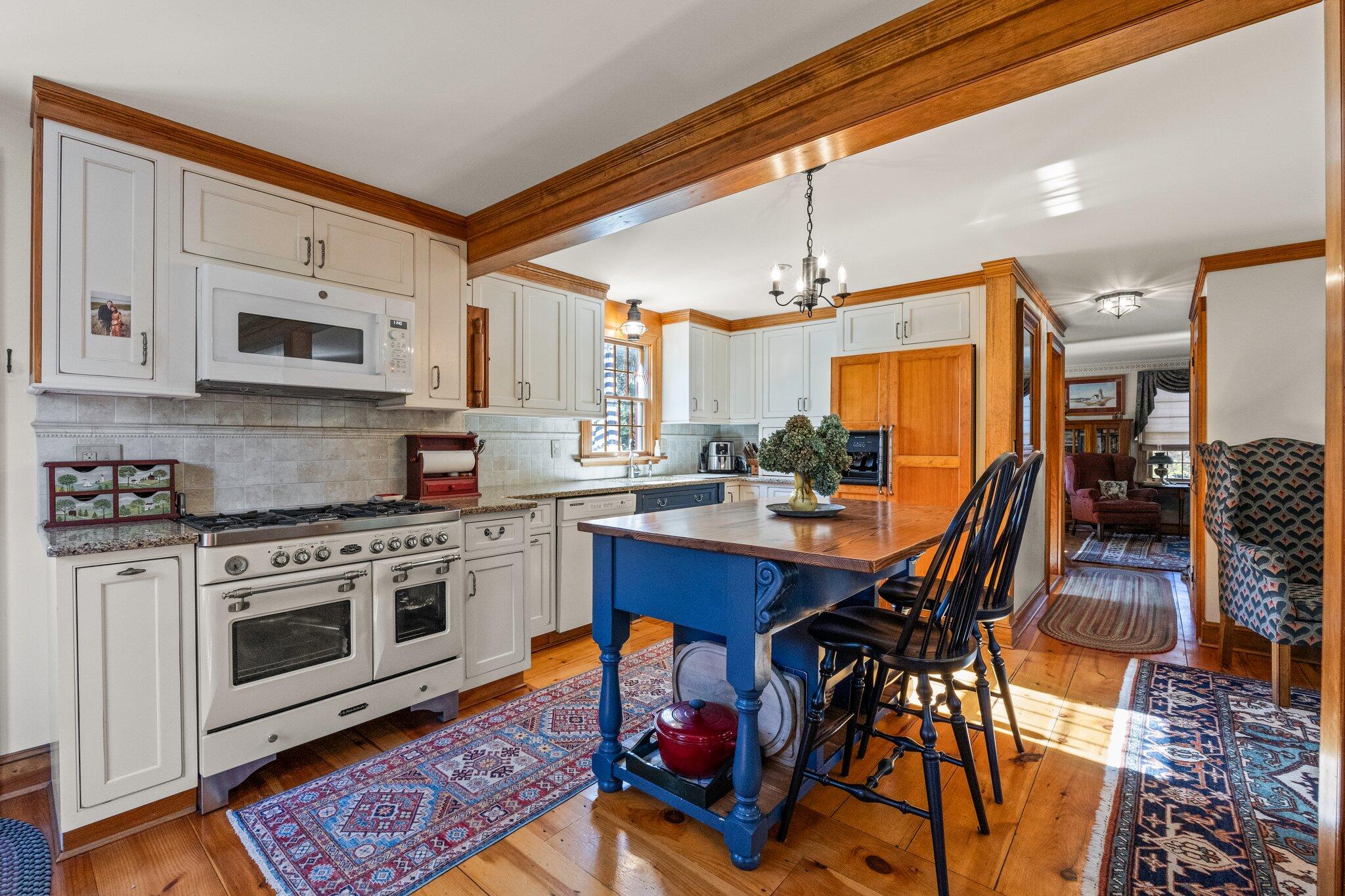 75 Nauset Heights Road Orleans, MA 02653 - Photo 9 of 47 Kitchen