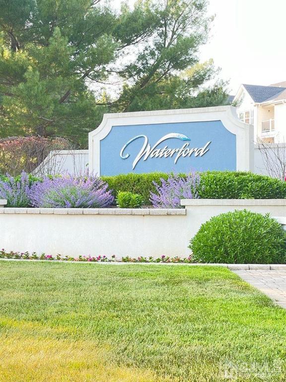 936 Waterford Drive Edison, NJ 08817 - Photo 4 of 29 a view of swimming pool with a yard and green space