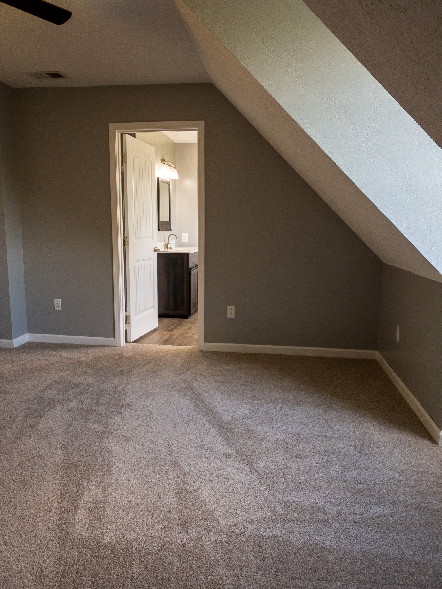 6898 Highway 100 Decaturville, TN 38329 - Photo 26 of 38 Gallery Image 26