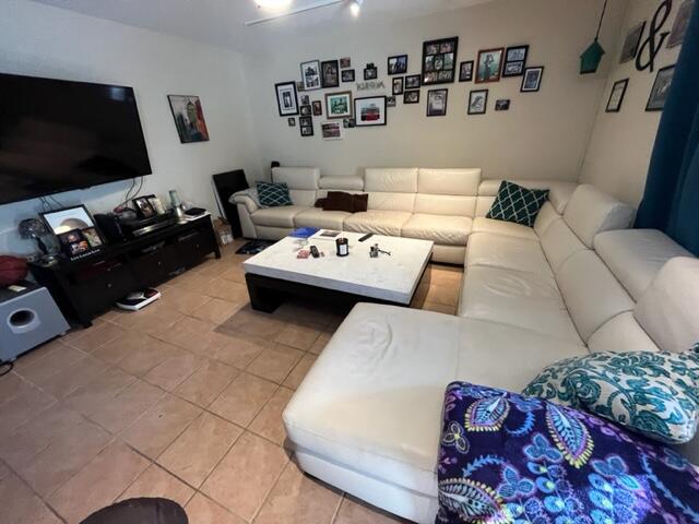 16415 Grape Way Delray Beach, FL 33484 - Photo 15 of 27 IMG_0648