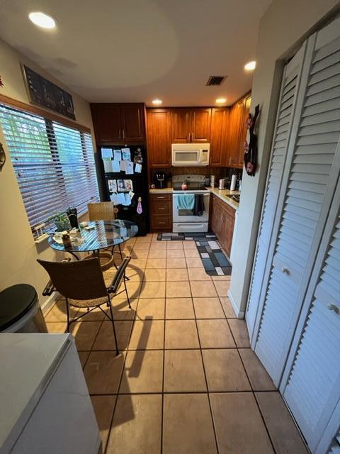 16415 Grape Way Delray Beach, FL 33484 - Photo 5 of 27 IMG_0633