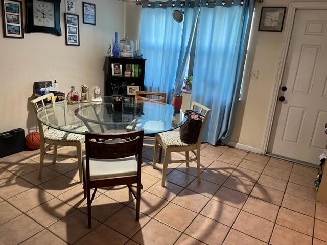 16415 Grape Way Delray Beach, FL 33484 - Photo 8 of 27 IMG_0642