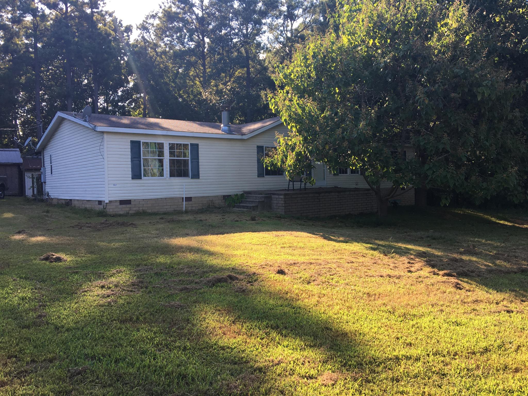 1628 McDonald Road Centerville, TN 37033 - Photo 2 of 7 a view of a house with a yard
