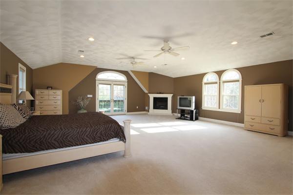 66 Arcadia Road Westwood, MA 02090 - Photo 7 of 13 Gallery Image 7