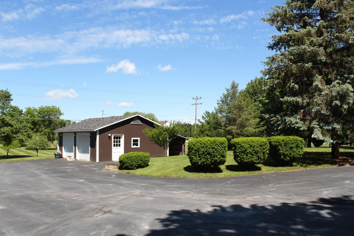 7300 Crane Road Ypsilanti, MI 48197 - Photo 5 of 10 Photo 5