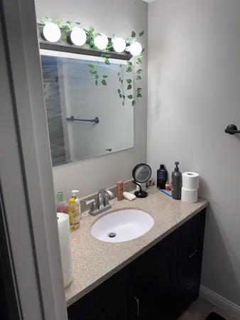 $110,000 | 2006 Tracy Drive, Unit 1, Bloomington, IL 61704