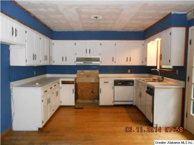 1205 Airport Circle Jasper, AL 35504 - Photo 5 of 16