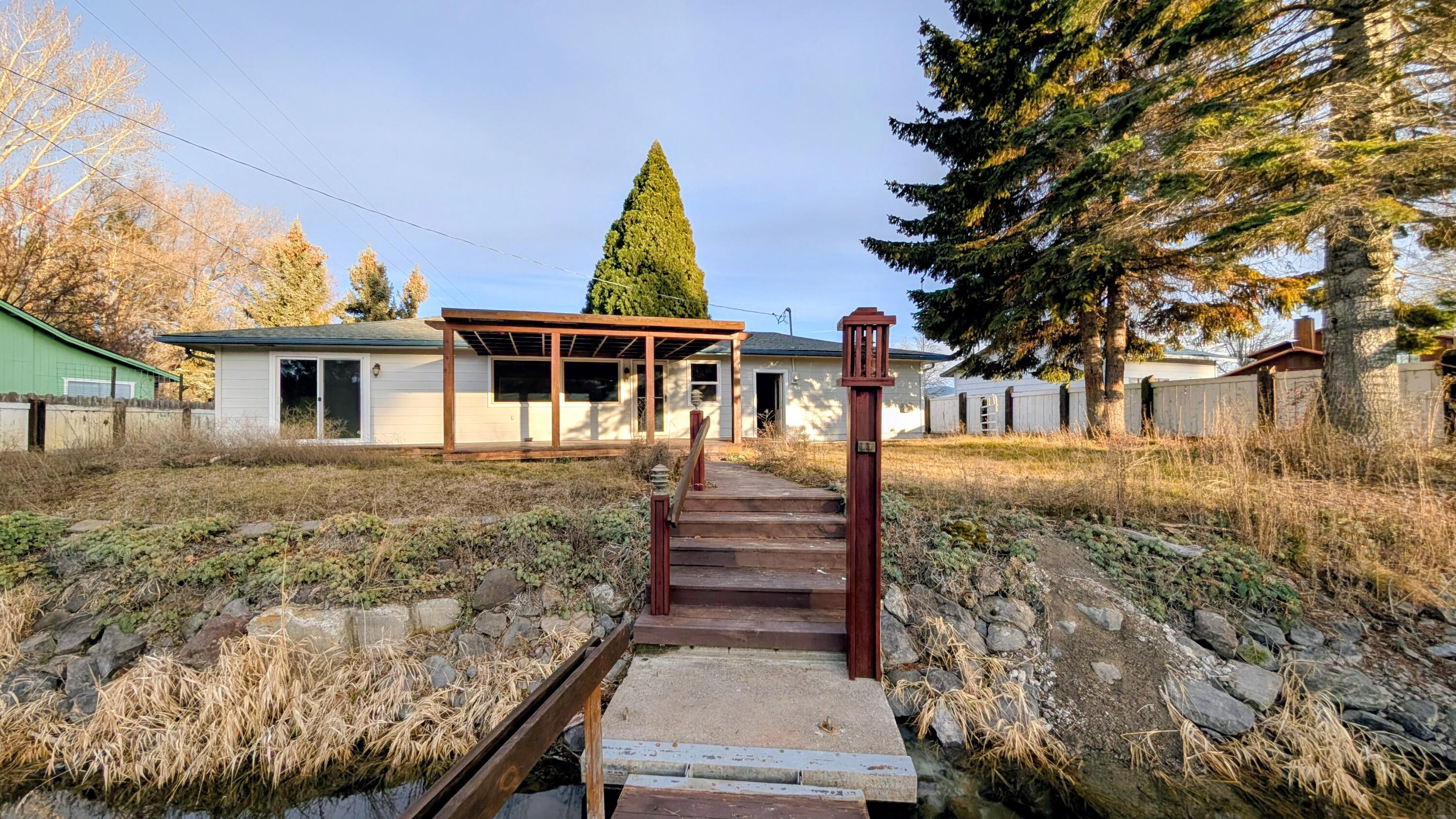32550 Rivers Drive Chiloquin, OR 97624 - Photo 16 of 24 a view of a house with a yard